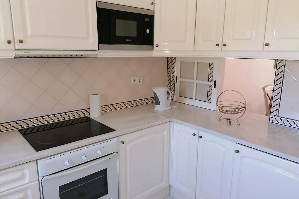Luxury Modern T2 Ocean View - Free Parking - Pool Apartment Alvor