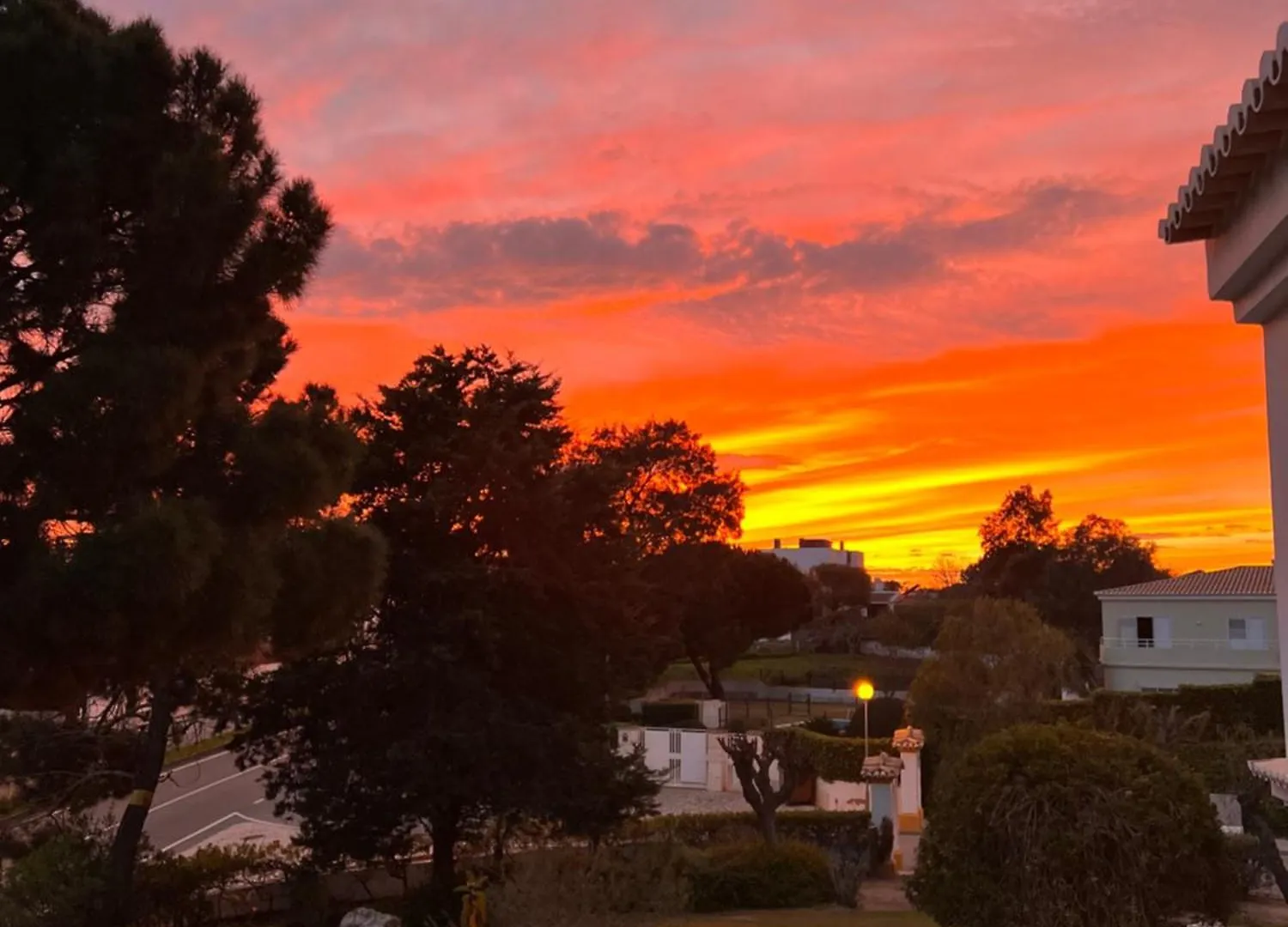 Luxury Modern T2 Ocean View - Free Parking - Pool Apartment Alvor