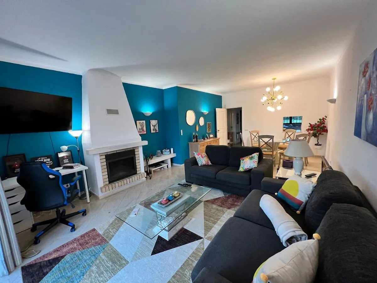 Luxury Modern T2 Ocean View - Free Parking - Pool Lägenhet Alvor
